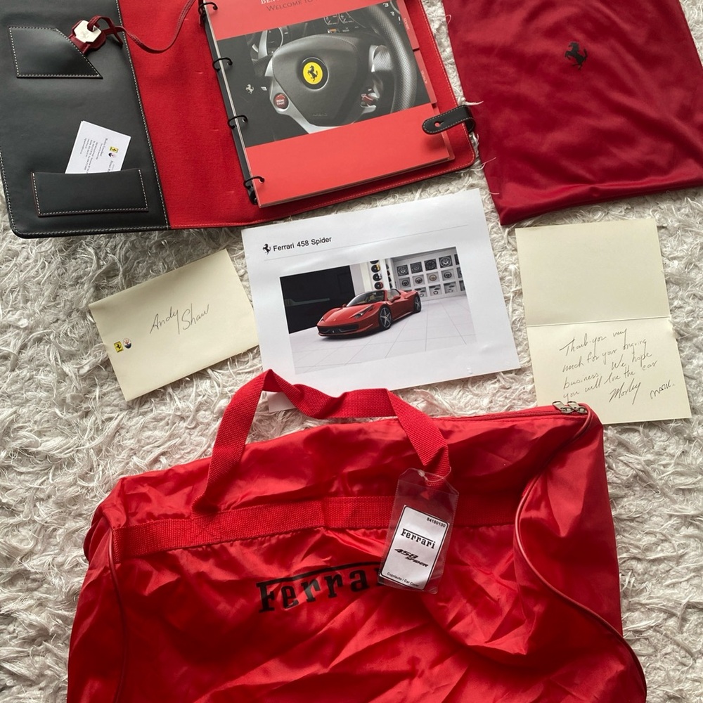 Ferrari 458 Spider VIP Delivery Pack – Leather Portfolio, USB w/ Factory Files